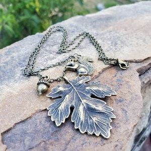 Fig leaf squirrel acorn bronze fall 20” necklace